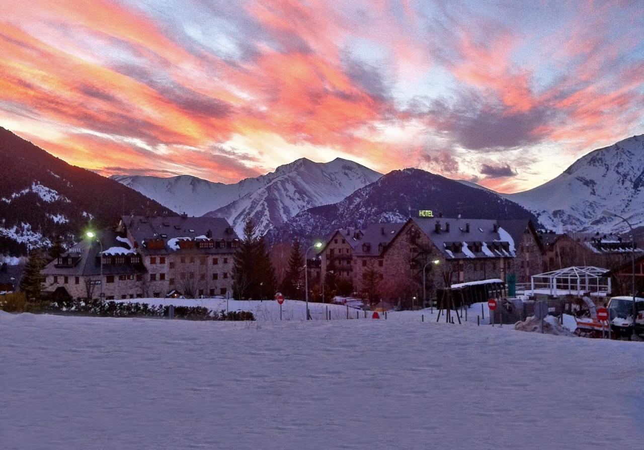 Snoe Vall De Boi Resort